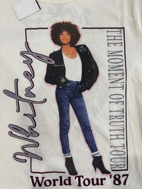 Whitney Houston 1987 Moment of Truth World Tour Graphic Tee NWT S